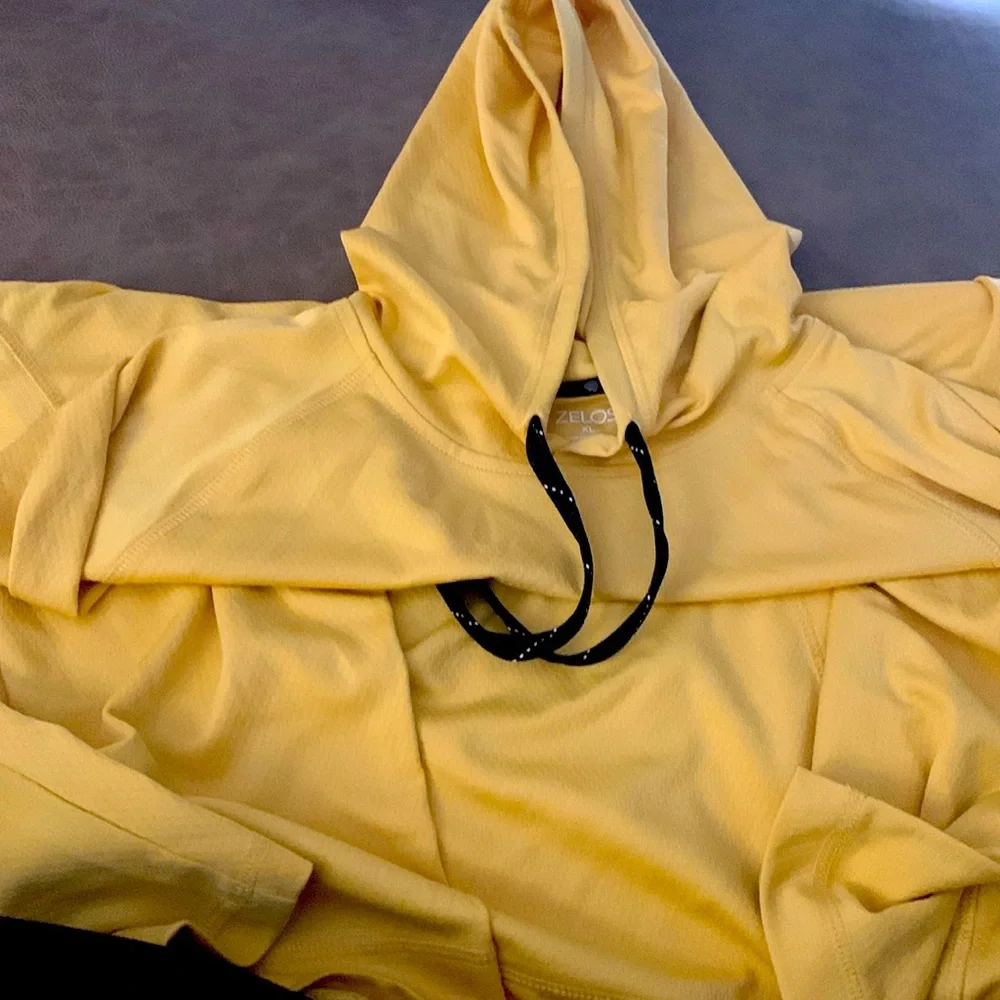 Lightweight hoodie. Yellow — 1st pic most accurate. Pocket on front. - Picture 1 of 3